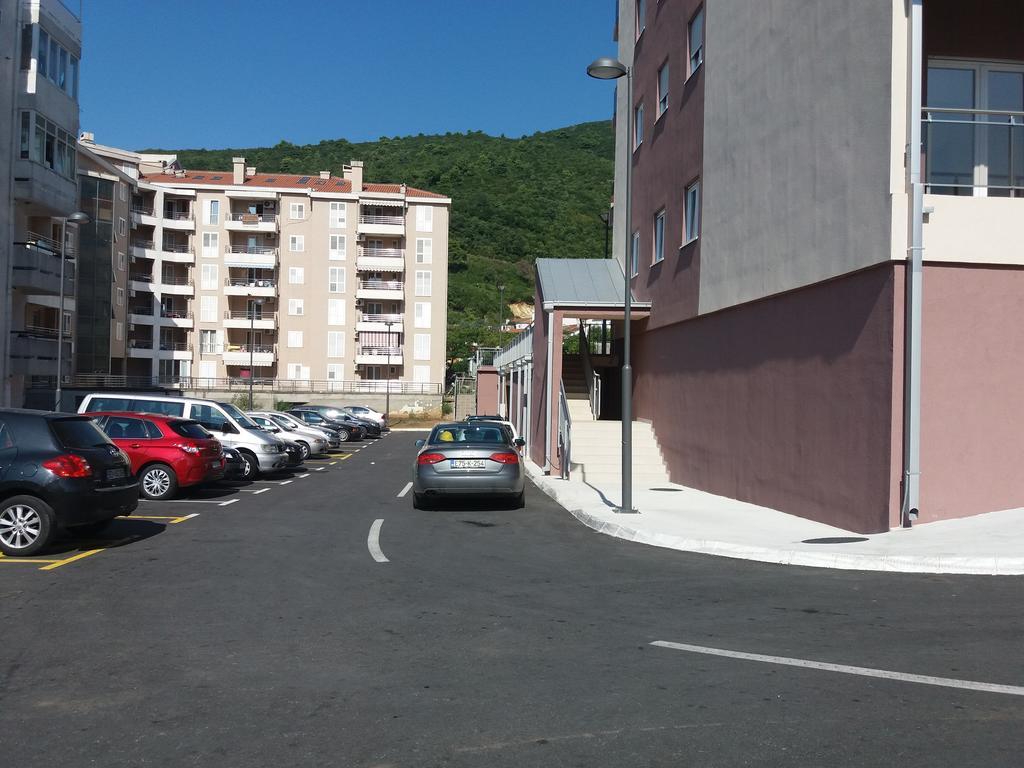 Apartment S&S Budva Luaran gambar